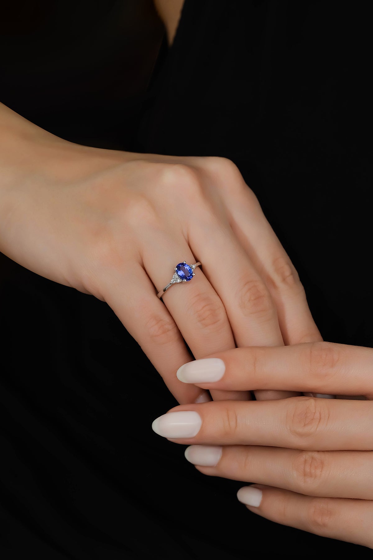 0,65 Karat Tanzanite 14 Ayar Altın Pırlanta Yüzük